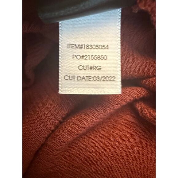 Torrid Crinkle Gauze Lace Inset Surplice Top Blouse Women’s Sz 1 1X/14-16 Red - Picture 10 of 10